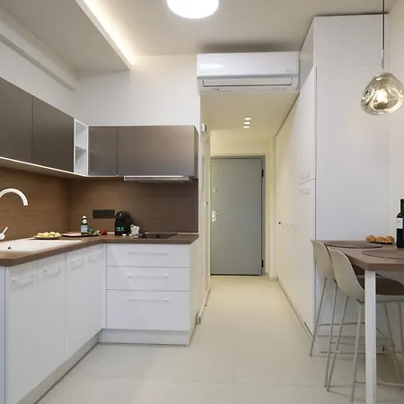 Thalpos 3 Refined Living In Center סלוניקי
