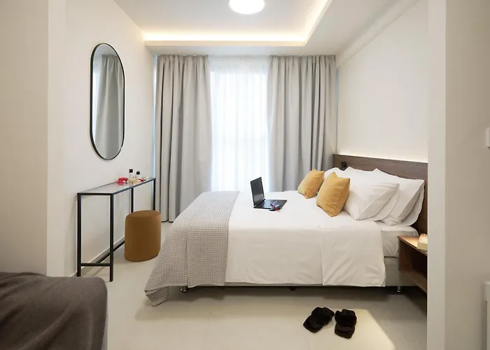 Thalpos 3 Refined Living In Center Soluň